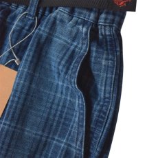 画像4: GRAMICCI Lagoon Shorts - Denim Plaid (4)
