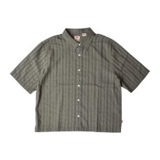 画像1: Levis Lama Boxy Shirt - Mulled Basil (1)