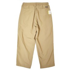 画像2: BAGGY SPORTS 2Tucks Nylon Pants - Beige (2)