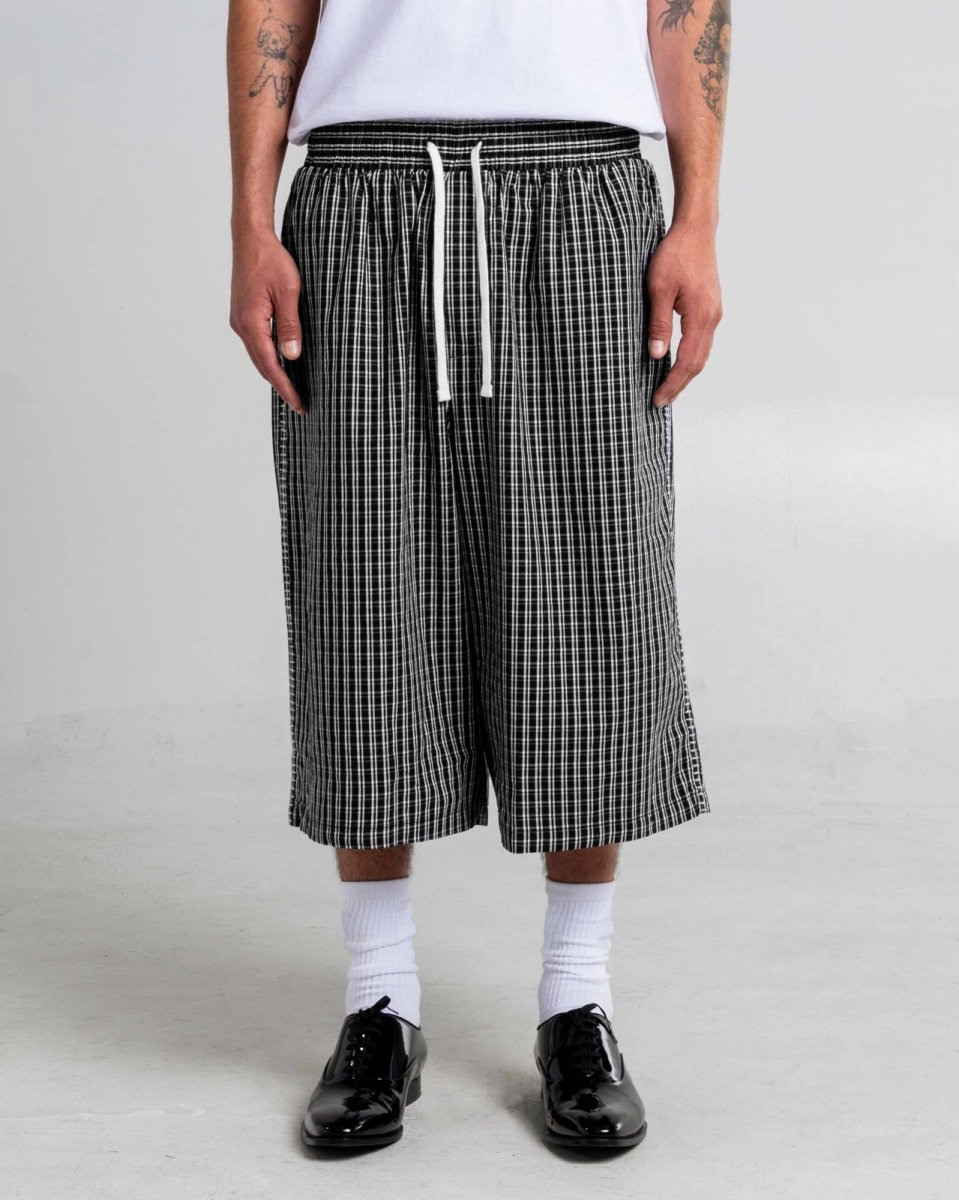 画像6: Shaka Wear Baggy Plaid Shorts - Black / シャカウェア バギープレイドショーツ (6)