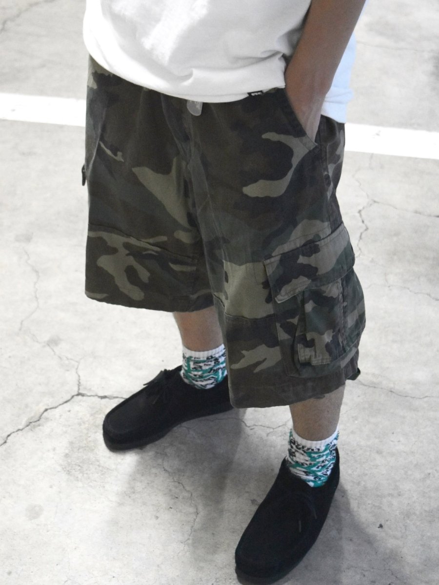 画像6: Rothco Vintage Utility Cargo Shorts - Woodland Camo (6)