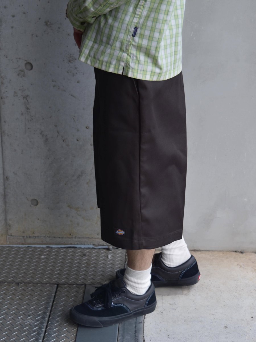 画像7: Dickies 13" Loose Fit Multi-Use Pocket Work Shorts - Dark Brown (DB) / ディッキーズ ルーズフィット マルチポケット ワークショーツ (7)