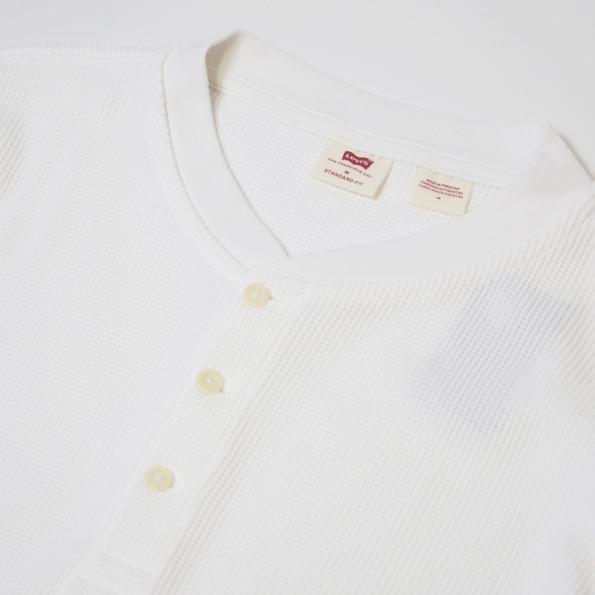 画像2: Levis 3Button L/S Henley Thermal - White (2)