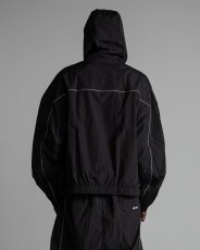 画像10: Shaka Wear Wind Opps Reflective Hoodie - Black / シャカウェア ナイロン リフレクティブ フーディ (10)