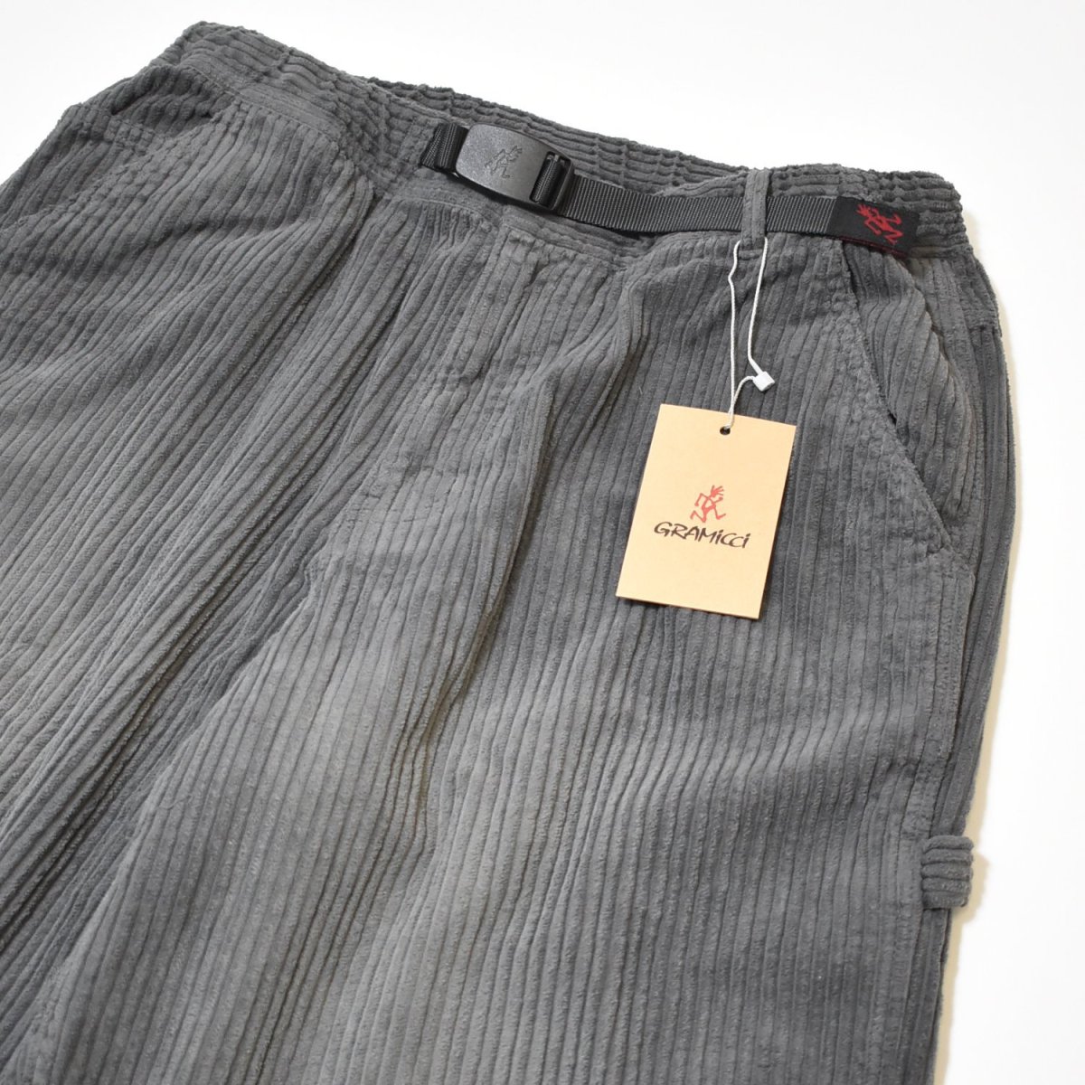 画像3: Gramicci Big Wale Carpenter Pants - Carbon / グラミチ ビッグワッフル カーペンターパンツ (3)