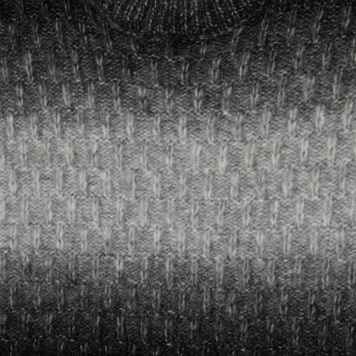 画像3: OBEY Haze Gradient Sweater - Black Multi / オベイ (3)