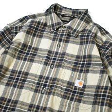 画像2: Carhartt 107010 Relaxed Fit Midweight L/S Flannel Plaid Shirts - Faded Fatigue / カーハート ミッドウェイト フランネルシャツ (2)