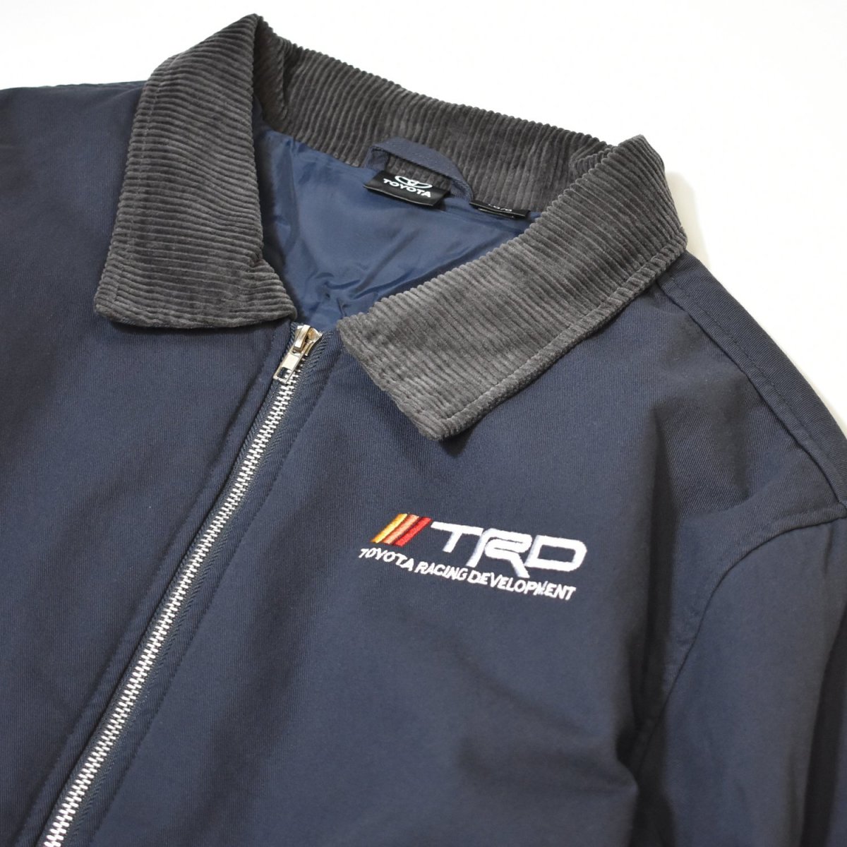画像4: TRD Toyota Racing Development Insulated Work Jacket - Navy / トヨタレーシング ワークジャケット (4)