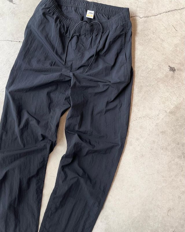 Made Blanks Warm Up Nylon Pants Black / メイドブランクス ウォーム
